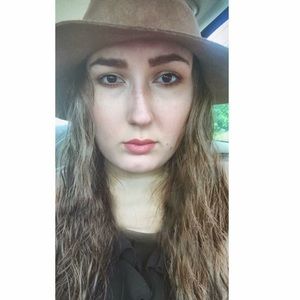 Meet your Posher, Lindsey